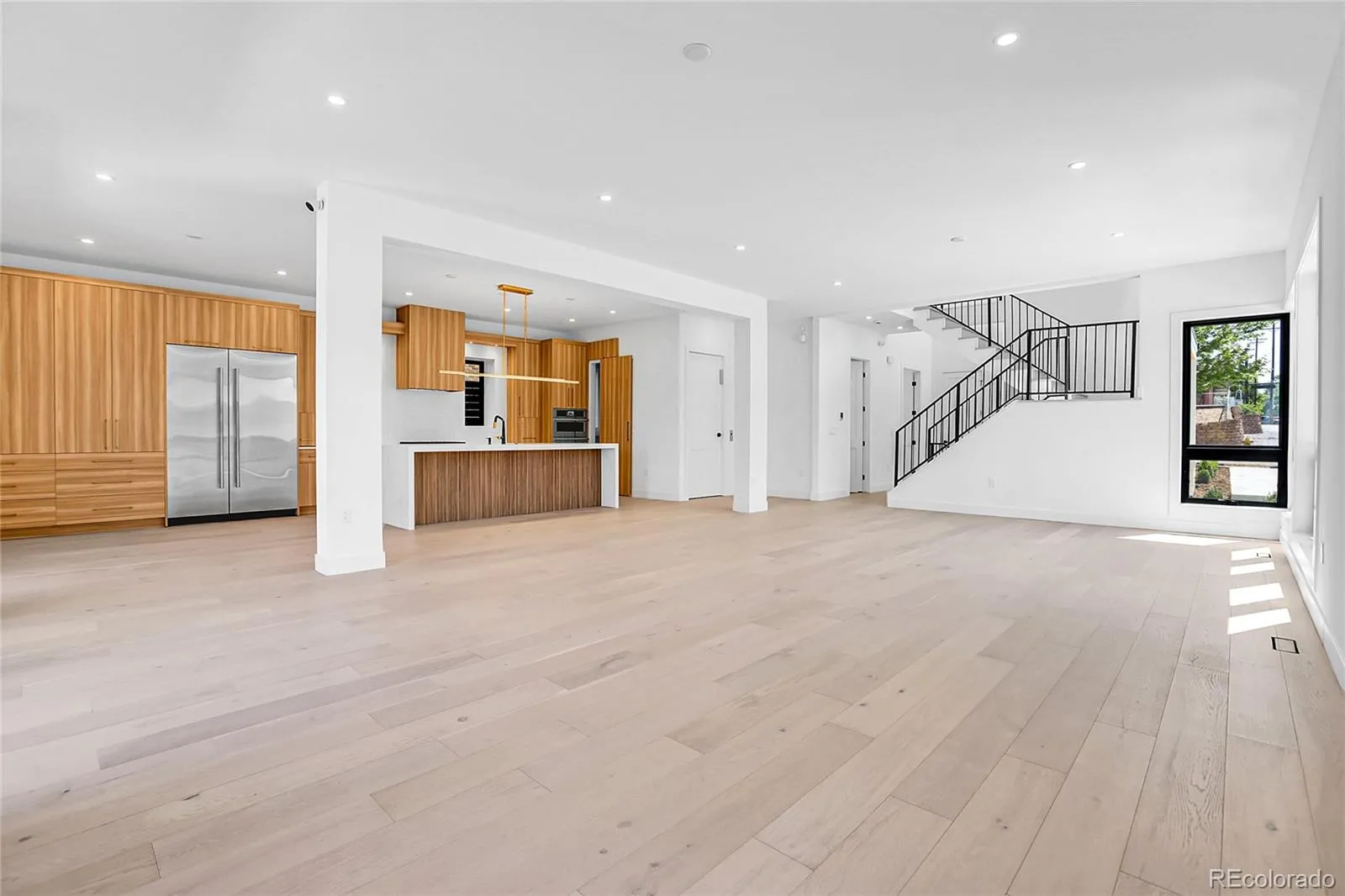 04132026023541 1600 15