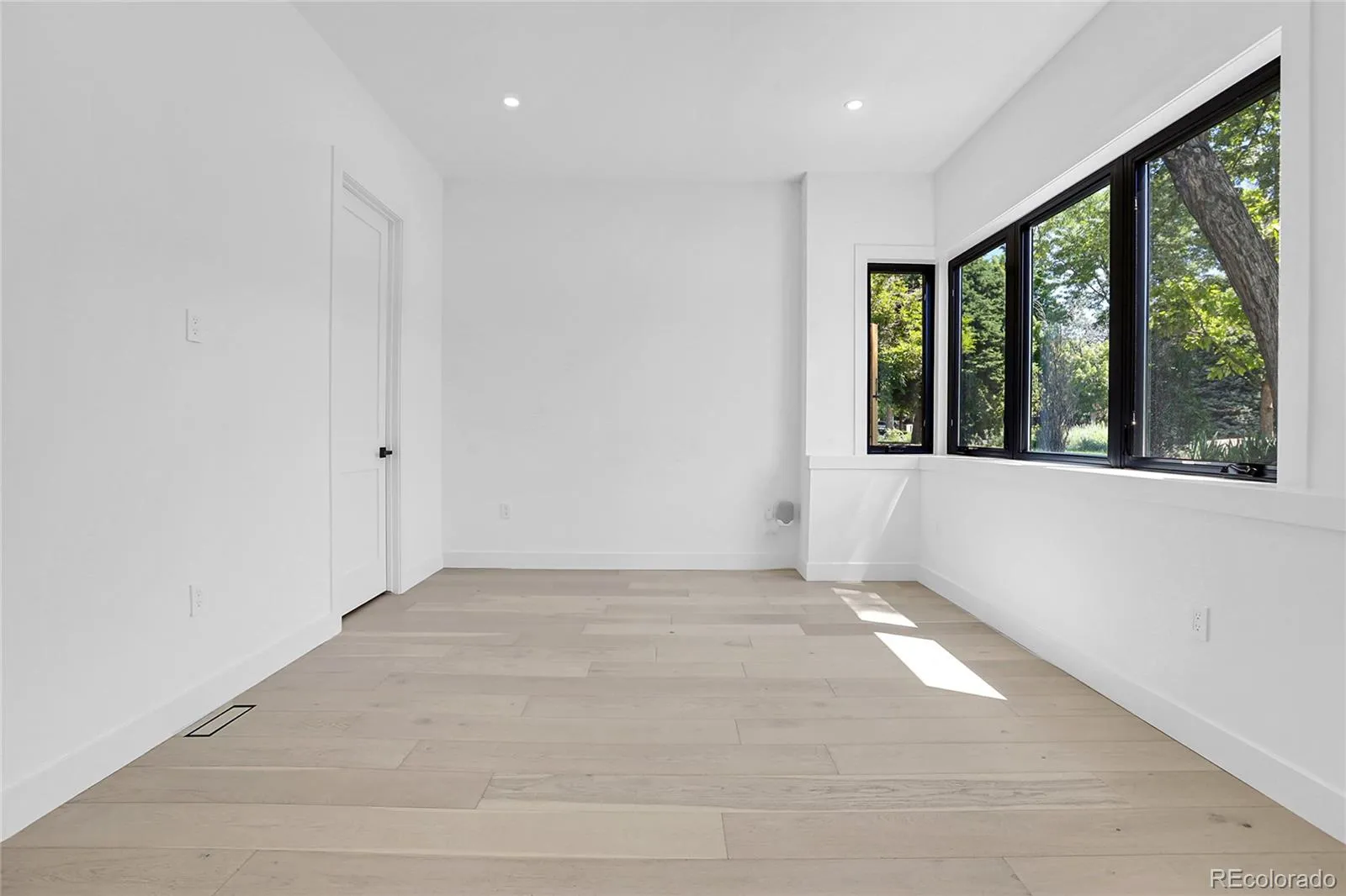 04132026023541 1600 28