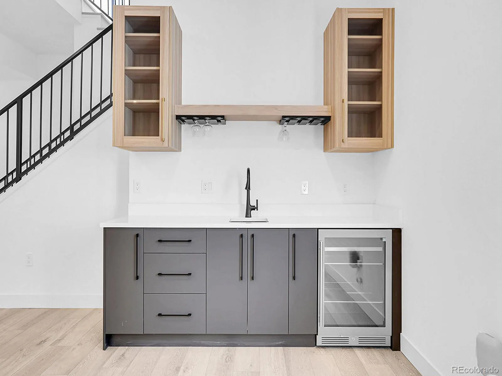 1491 S York Street Denver CO 80210 MLS #REC7681224 05222026000333 1600 34
