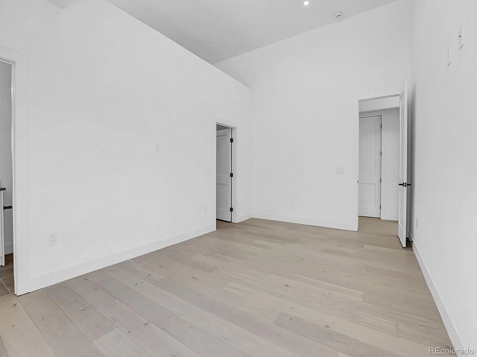 1491 S York Street Denver CO 80210 MLS #REC7681224 06152026083209 1600 23