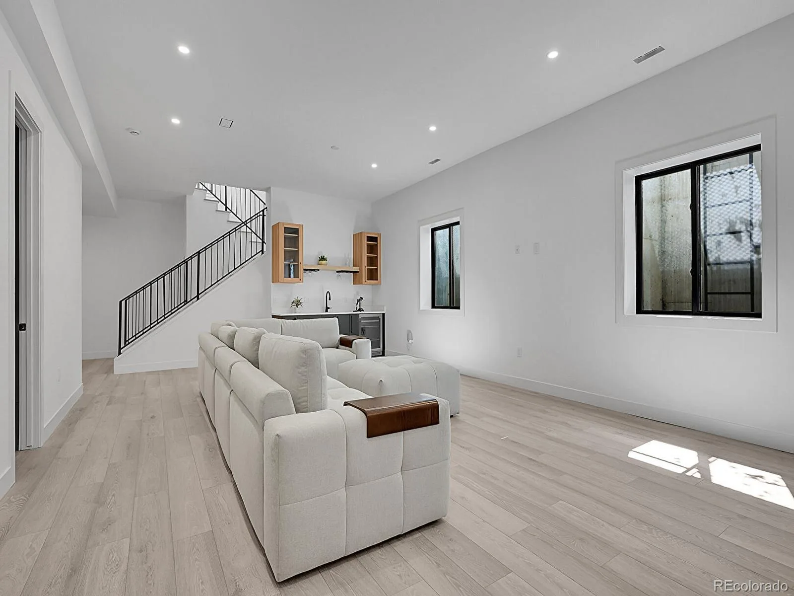 1491 S York Street Denver CO 80210 MLS #REC7681224 06152026083209 1600 36