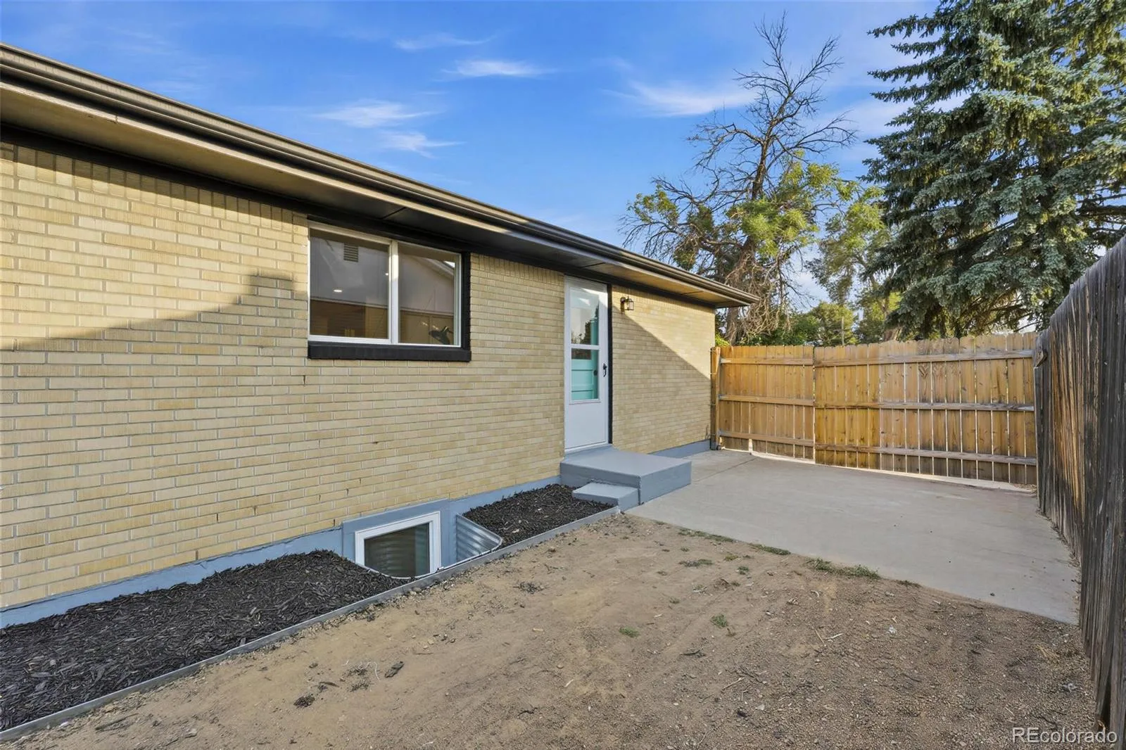 2725 Skyline Drive Westminster CO 80030 | MLS #REC7681679 08252026023302 1600 29