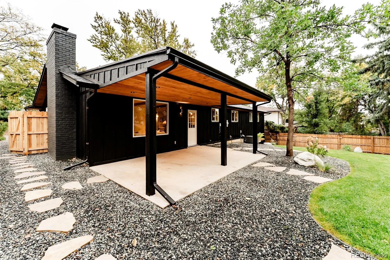 4775 S Xanthia Street Denver CO 80237 | MLS #REC7681958 10152026234559 1600 39