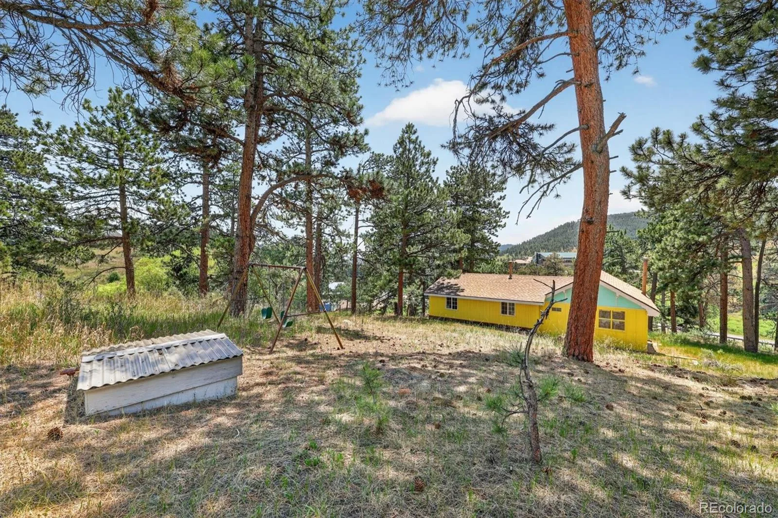 25049 US Highway 40 Golden CO 80401 | MLS #REC7684281 08182026125803 1600 34