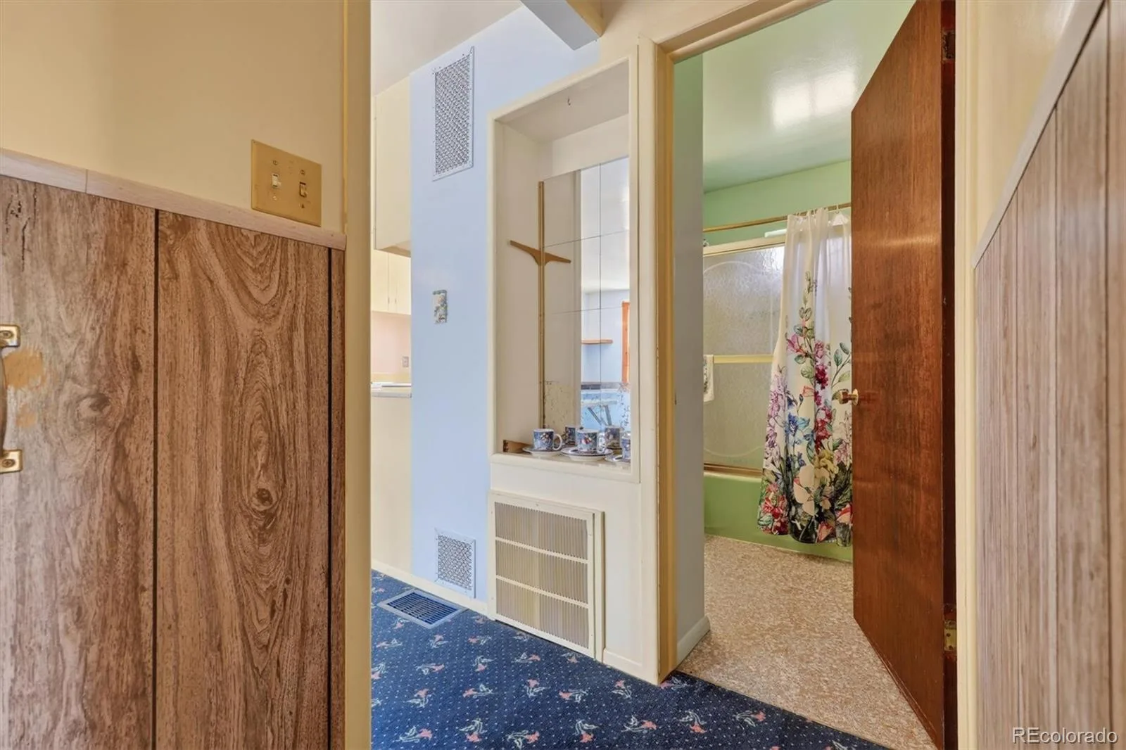 25049 US Highway 40 Golden CO 80401 | MLS #REC7684281 08182026125803 1600 9