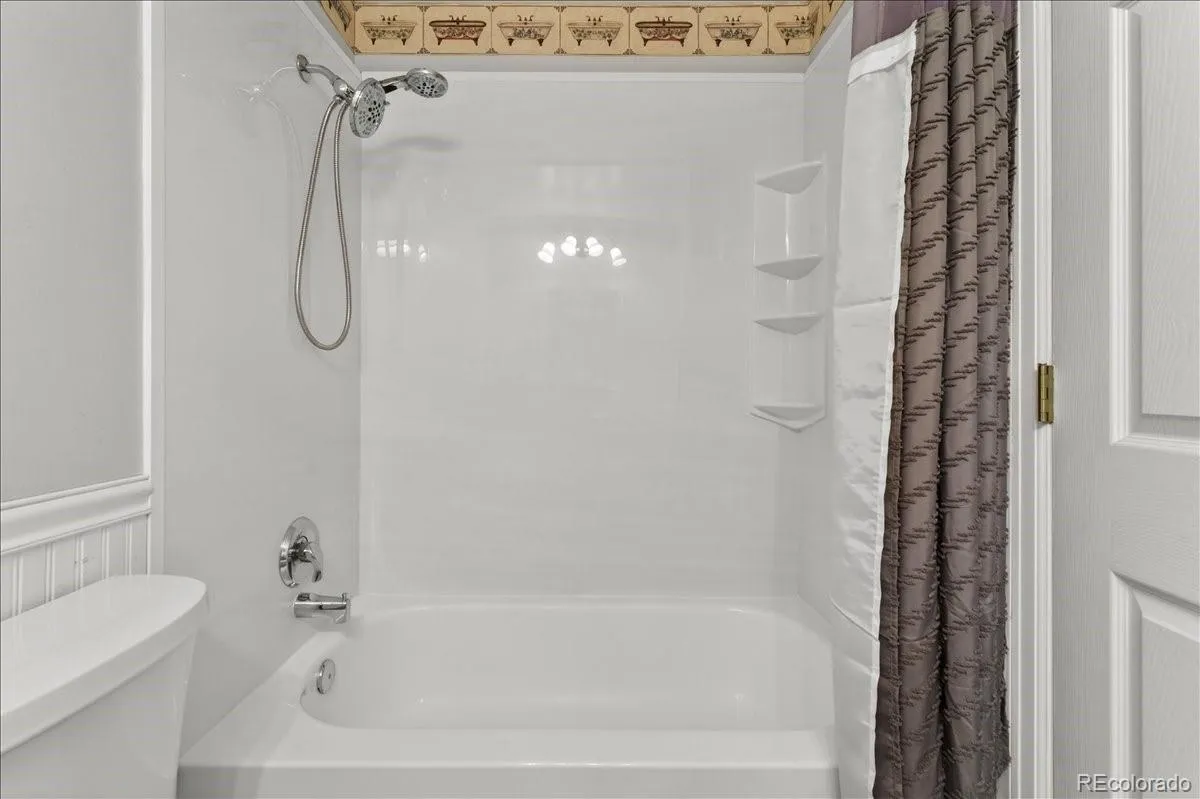14702 E Eldorado Drive Aurora CO 80014 MLS #REC7685709 05062026194712 1200 23