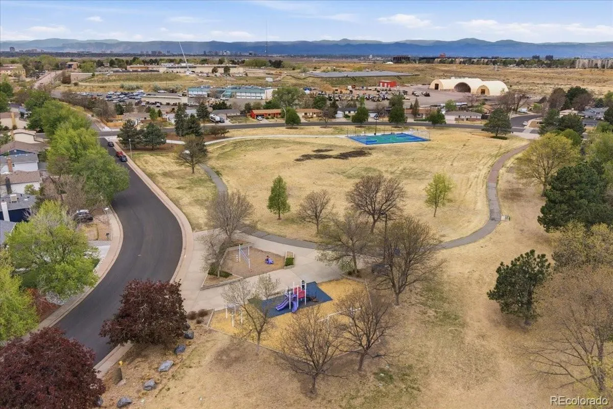14702 E Eldorado Drive Aurora CO 80014 MLS #REC7685709 05062026194712 1200 33