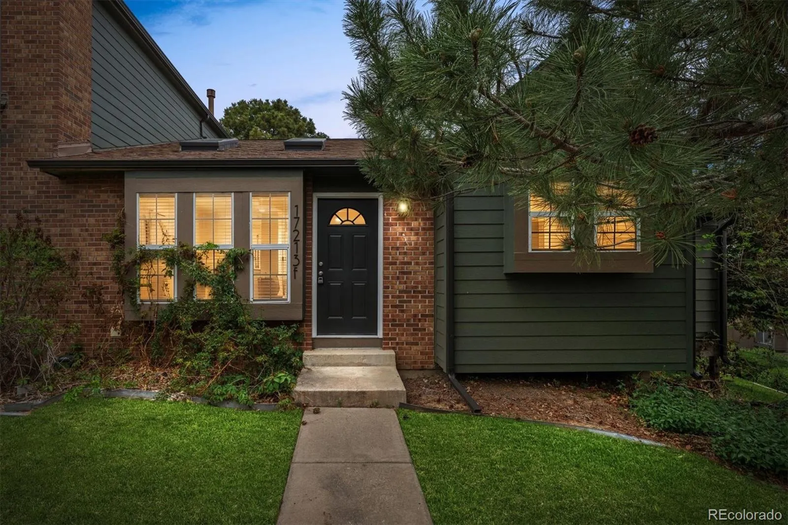 17213 E Stanford Avenue #F Aurora CO 80015 MLS #REC7686692 05162026160549 1600 1