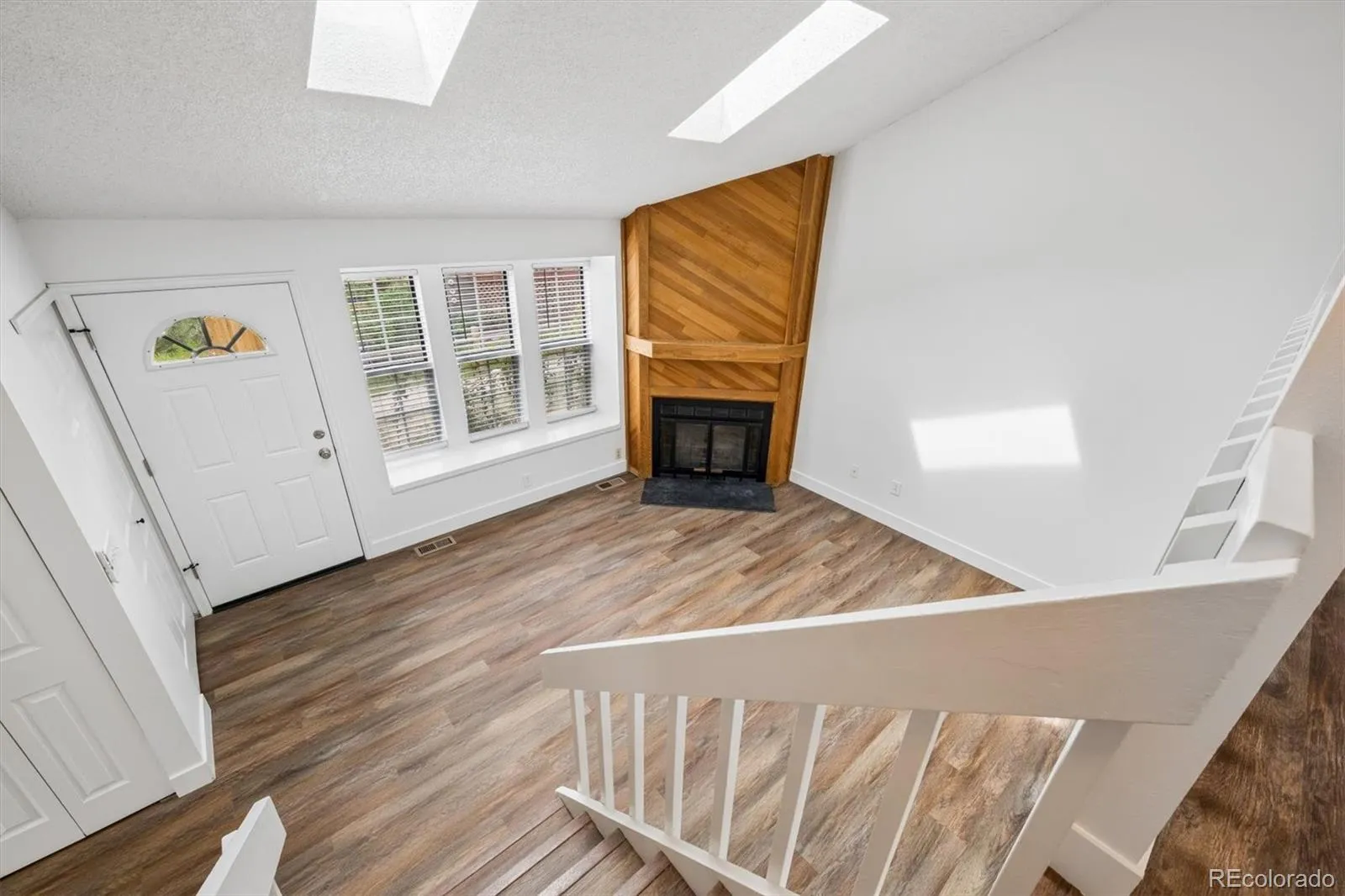 17213 E Stanford Avenue #F Aurora CO 80015 MLS #REC7686692 05162026160549 1600 12
