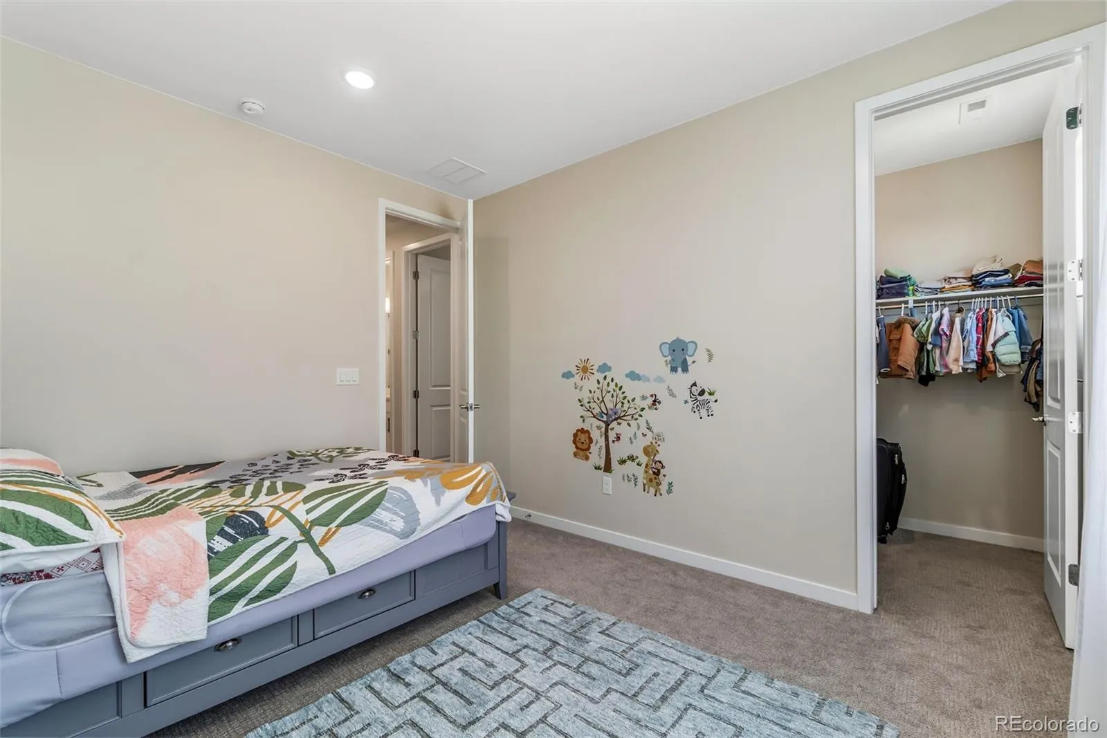 23933 E 39th Avenue Aurora CO 80019 MLS #REC7688498 05212026184948 1600 27