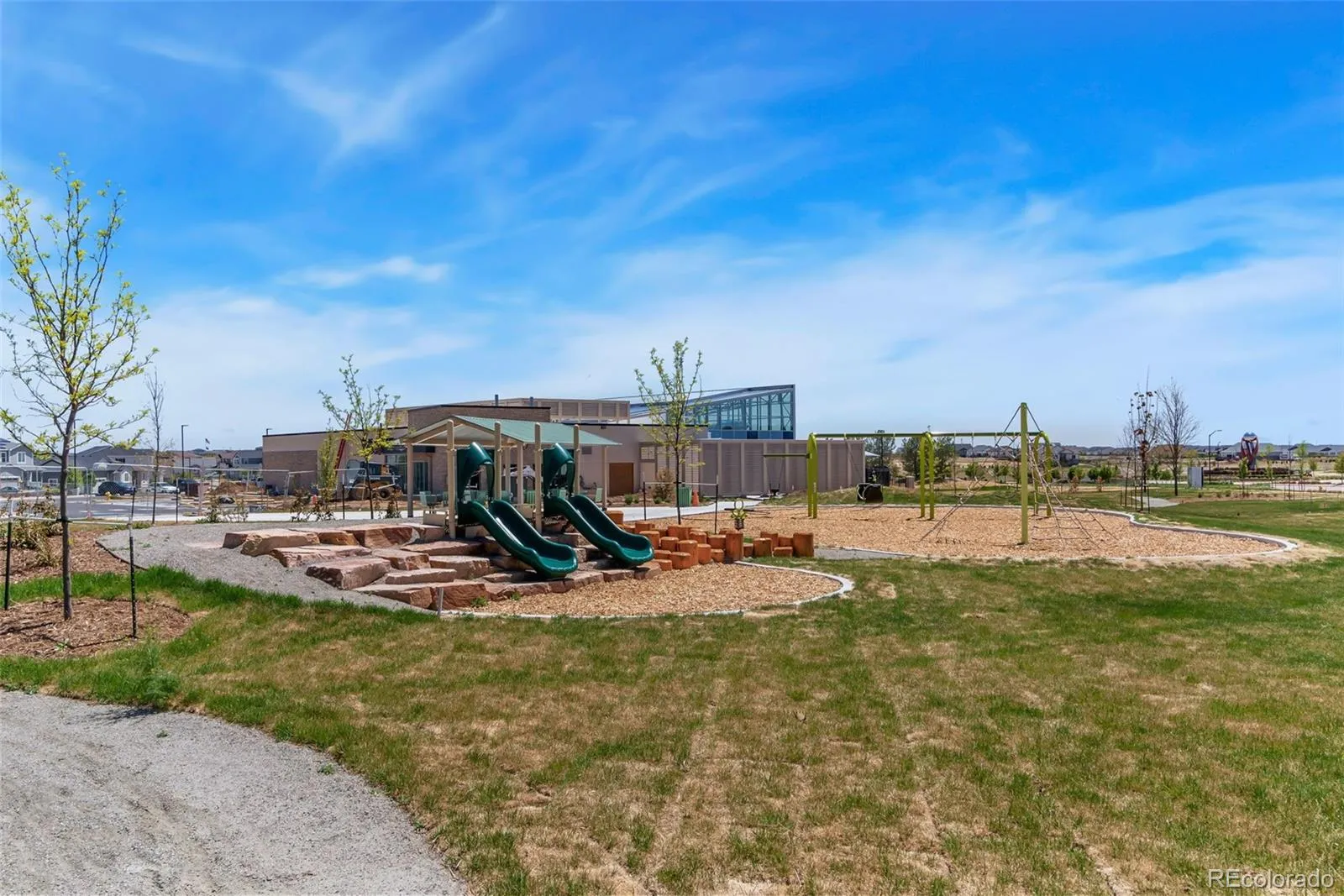 23933 E 39th Avenue Aurora CO 80019 MLS #REC7688498 05212026184948 1600 35