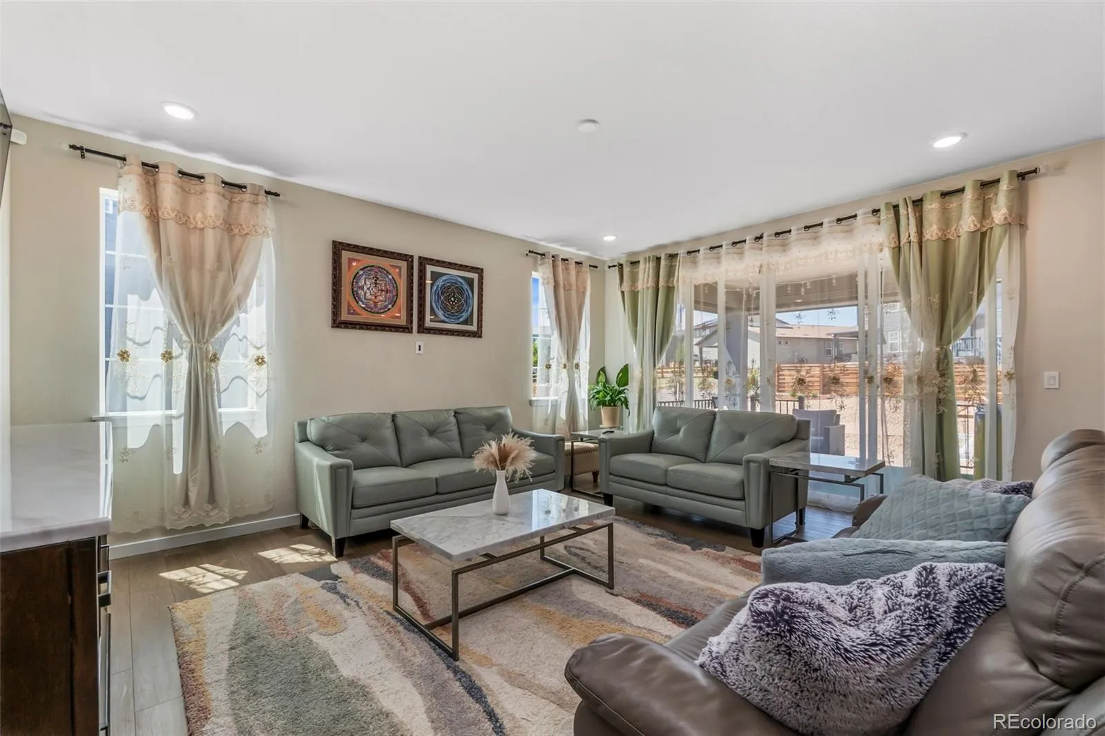 23933 E 39th Avenue Aurora CO 80019 MLS #REC7688498 05212026184948 1600 6