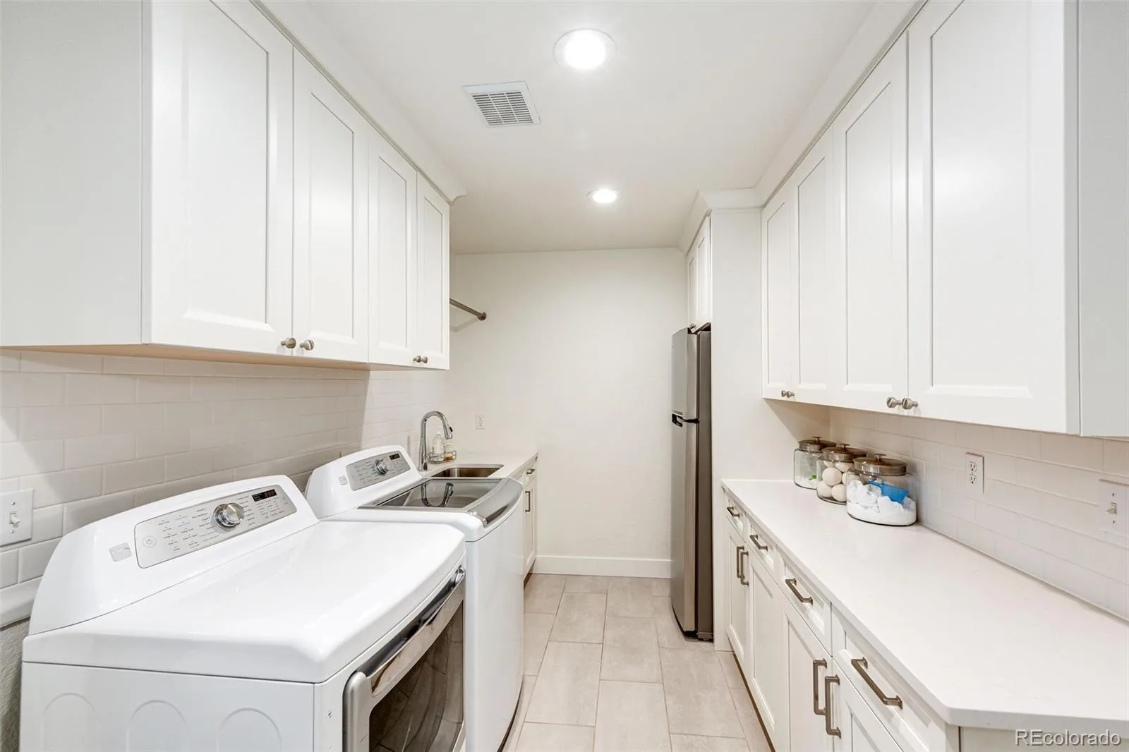 2981 Newbury Court Littleton CO 80126 MLS #REC7693671 07082026025007 1600 28
