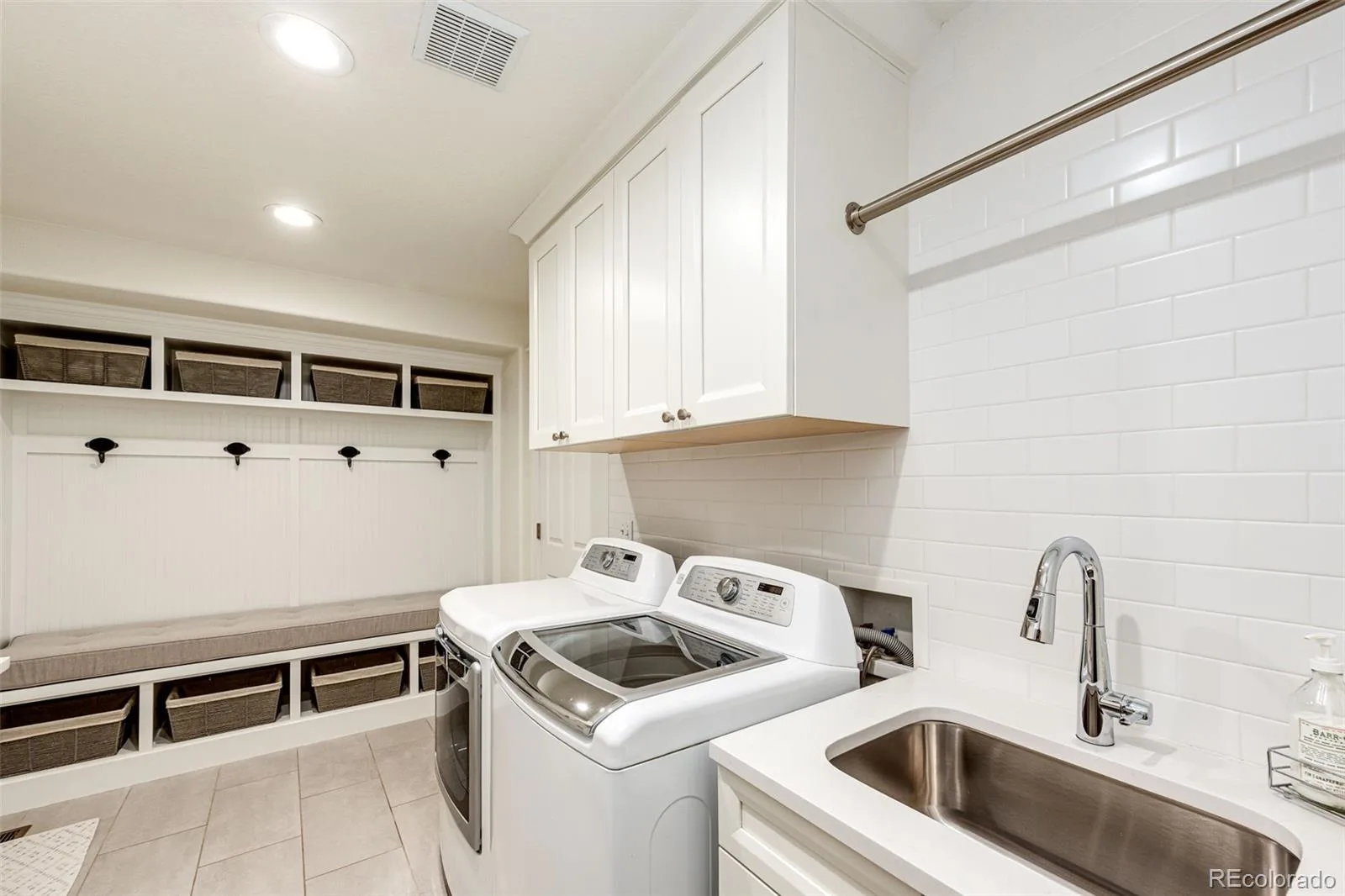 2981 Newbury Court Littleton CO 80126 MLS #REC7693671 07082026025007 1600 29