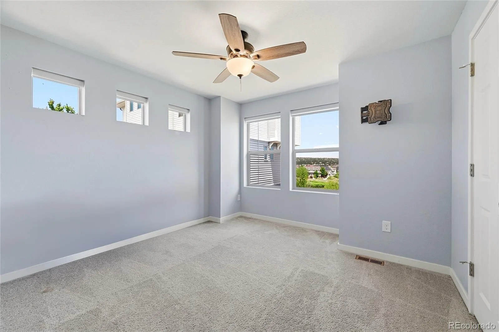 2825 Merry Rest Way Castle Rock CO 80109 | MLS #REC7694347 06082026204328 1600 18