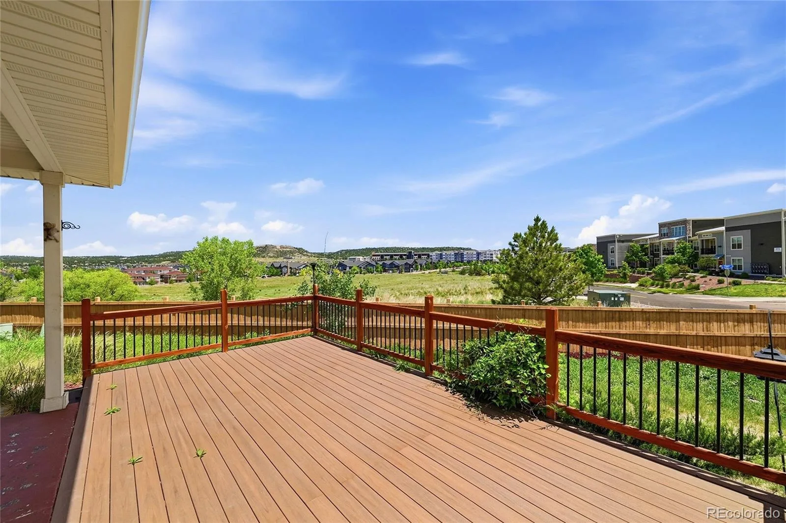 2825 Merry Rest Way Castle Rock CO 80109 | MLS #REC7694347 06082026204328 1600 24