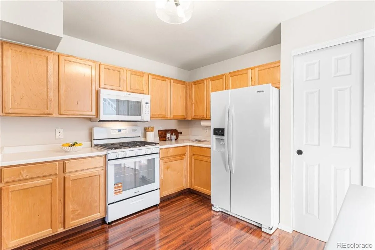 1127 S Ventura Circle #D Aurora CO 80017 | MLS #REC7695284 08202026154444 1200 6