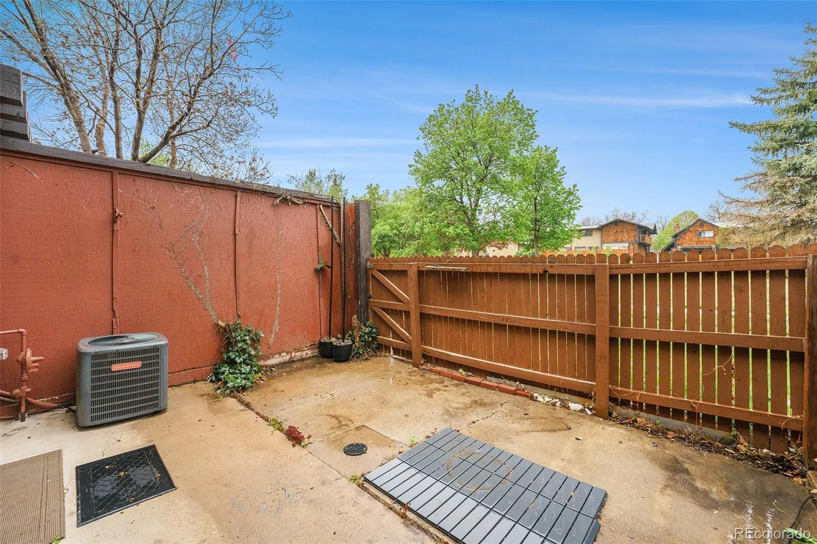 1273 S Crystal Way Aurora CO 80012 | MLS #REC7695704 05122026012049 1600 20