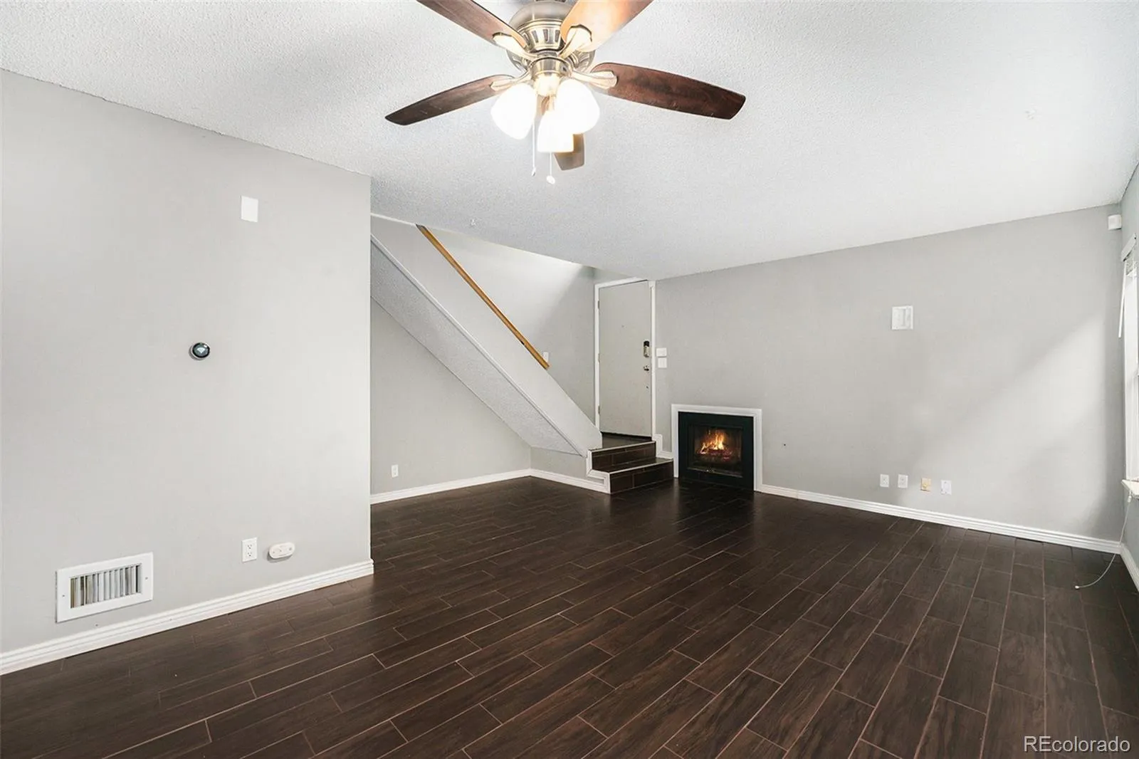 1273 S Crystal Way Aurora CO 80012 | MLS #REC7695704 05122026012049 1600 8