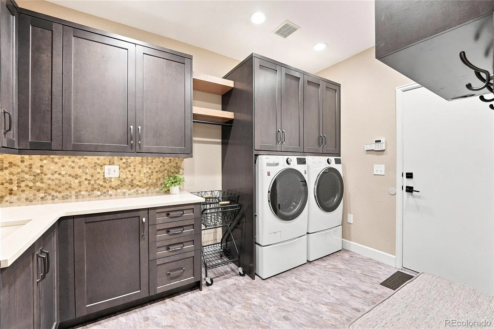 8151 S Algonquian Circle Aurora CO 80016 | MLS #REC7696139 09222026224605 1600 13