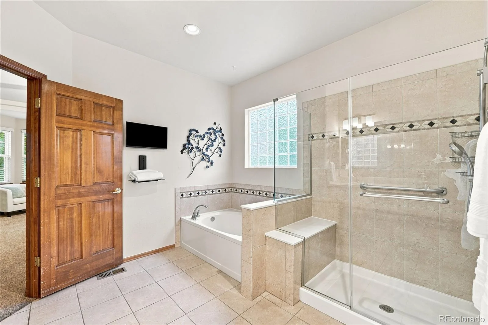8151 S Algonquian Circle Aurora CO 80016 | MLS #REC7696139 09222026224605 1600 16
