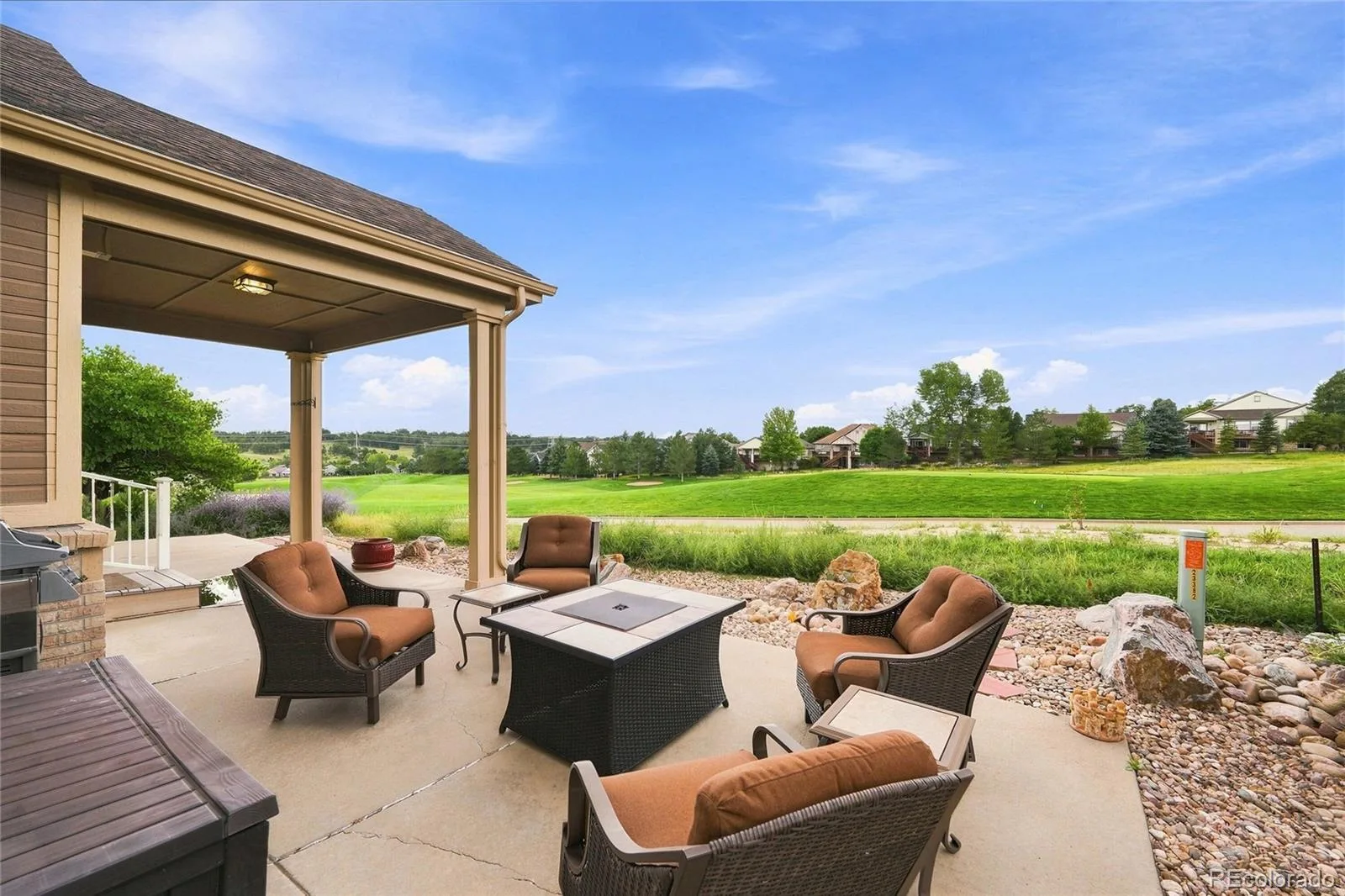 8151 S Algonquian Circle Aurora CO 80016 | MLS #REC7696139 09222026224605 1600 3