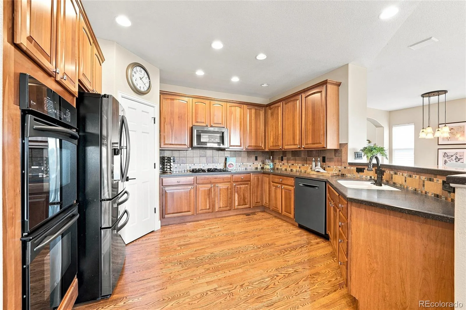 8151 S Algonquian Circle Aurora CO 80016 | MLS #REC7696139 09222026224605 1600 7