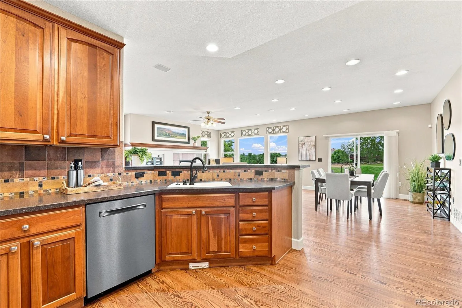 8151 S Algonquian Circle Aurora CO 80016 | MLS #REC7696139 09222026224605 1600 8