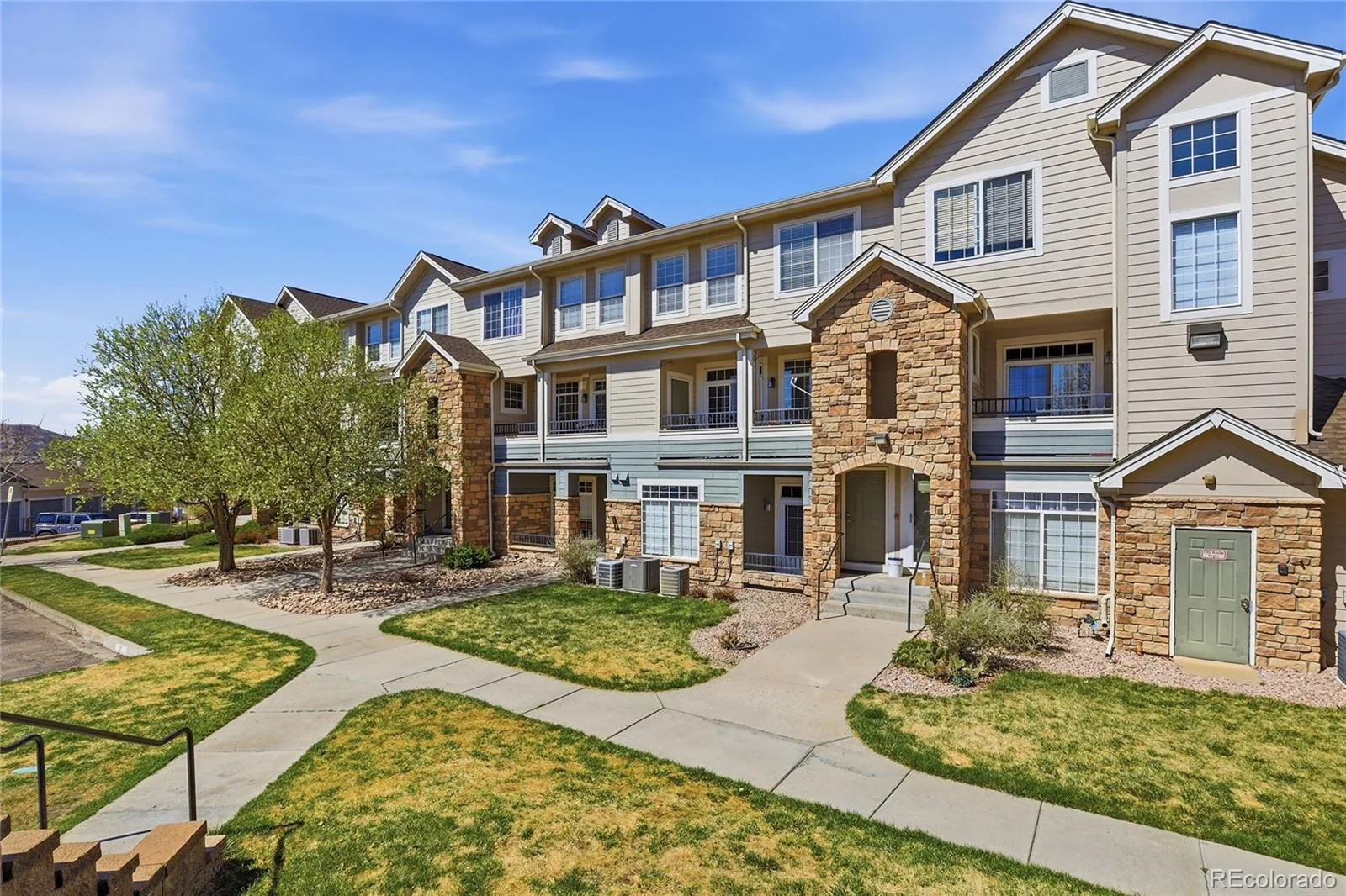 488 Black Feather Loop #219 Castle Rock CO 80104 | MLS #REC7696249 06032026222925 1600 26