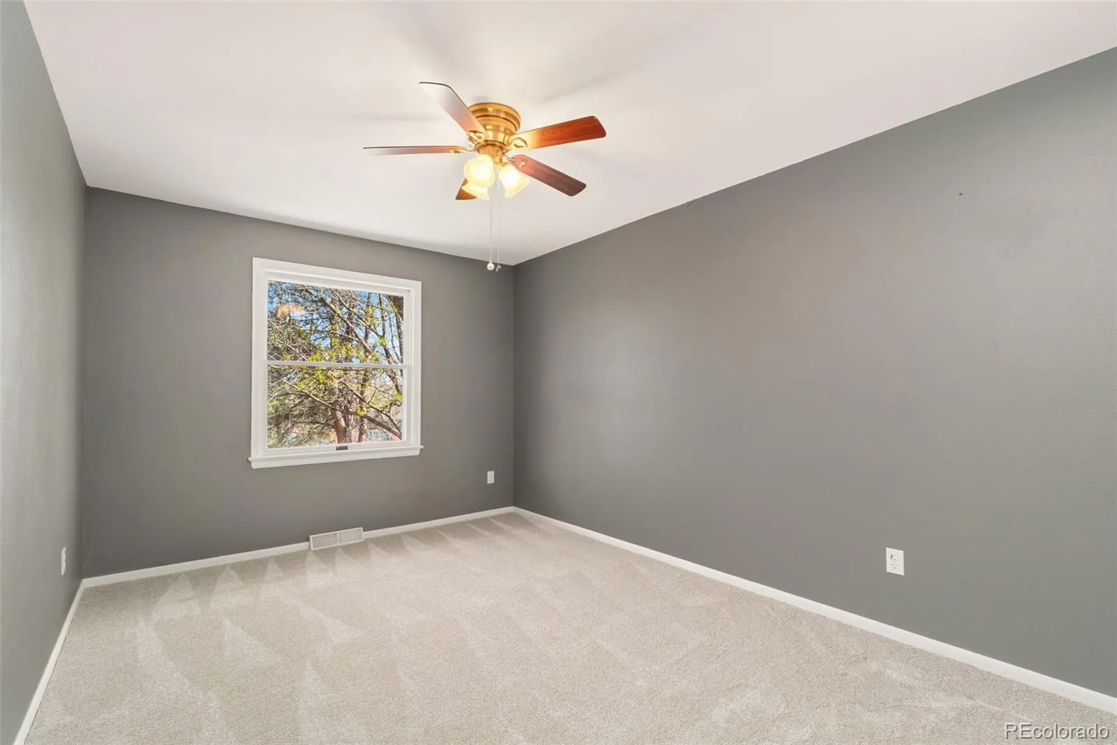 04172026004142 1600 9