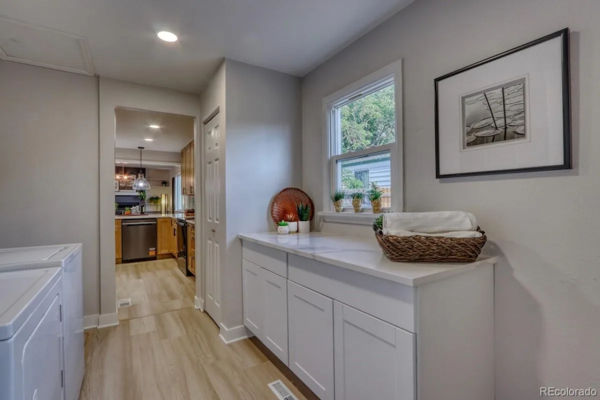 805 Perry Street Denver CO 80204 MLS #REC7704830 06132026052014 1200 29