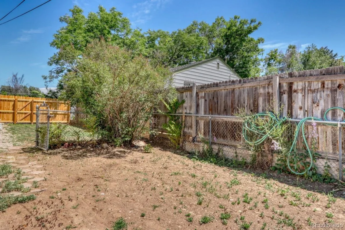 805 Perry Street Denver CO 80204 MLS #REC7704830 06132026052014 1200 38