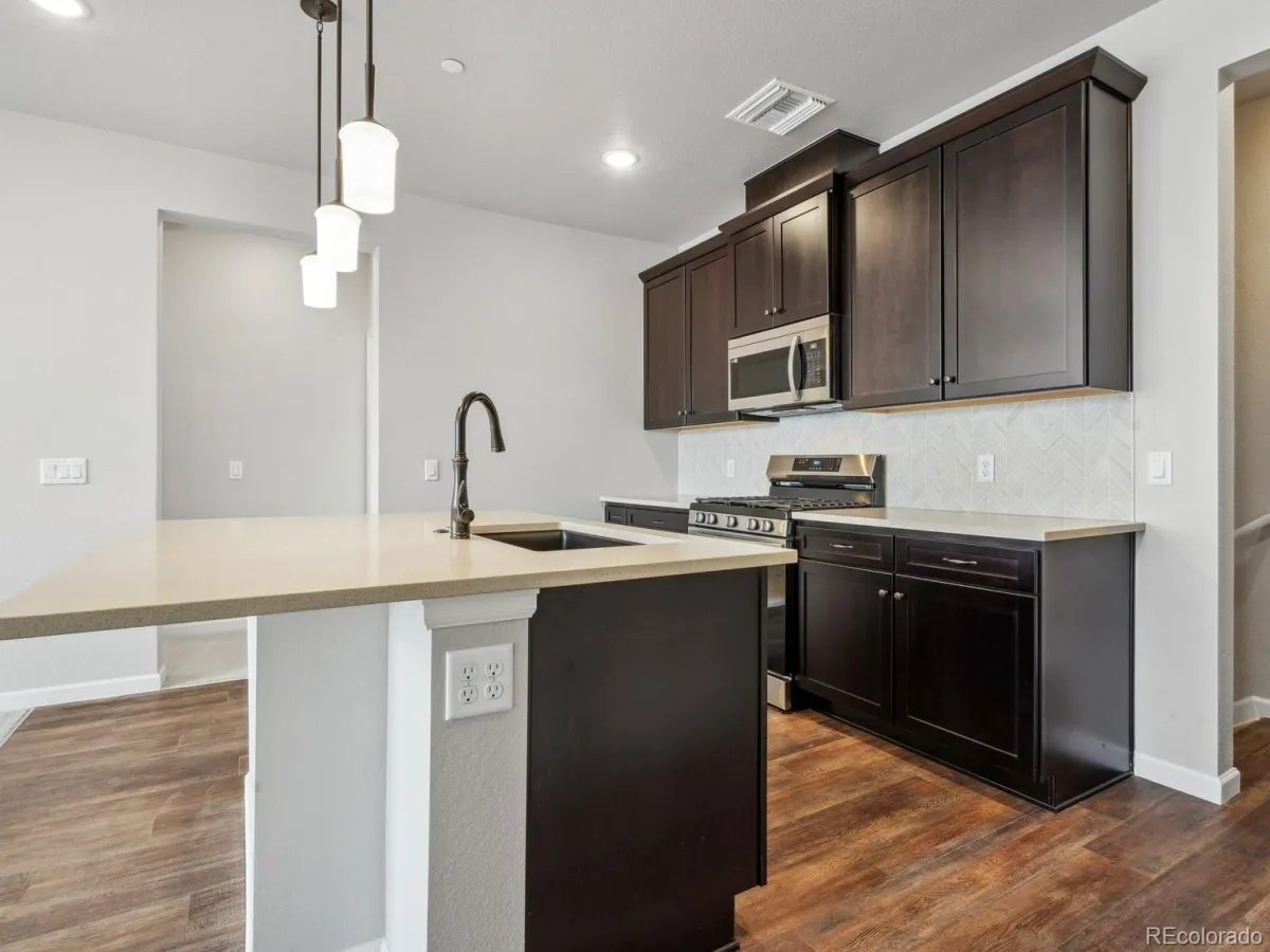 6153 N Ceylon Street #10-207 Denver CO 80249 MLS #REC7704864 05102026194738 1200 23