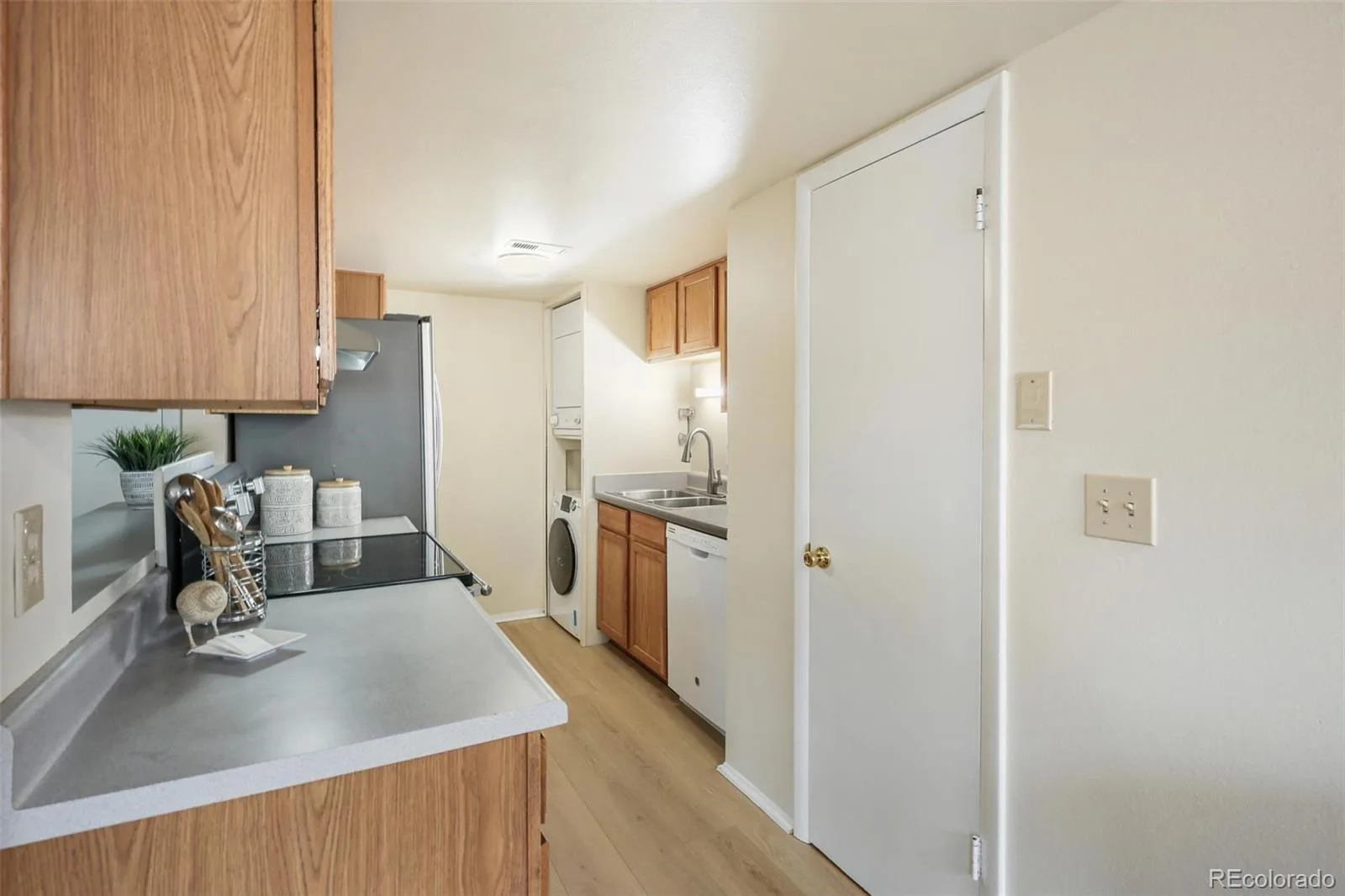 3351 S Field Street #171 Lakewood CO 80227 | MLS #REC7705242 10162026000041 1600 13