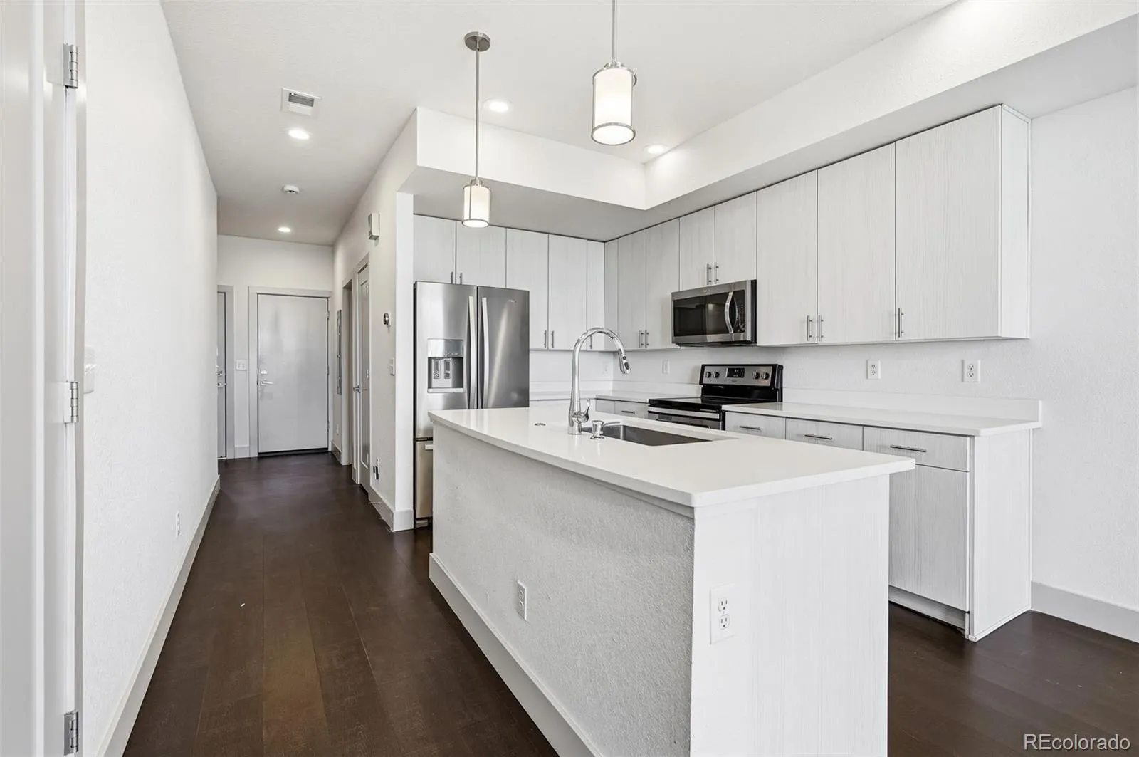 14956 E Hampden Avenue Aurora CO 80014 MLS #REC7706681 04142026212057 1600 3