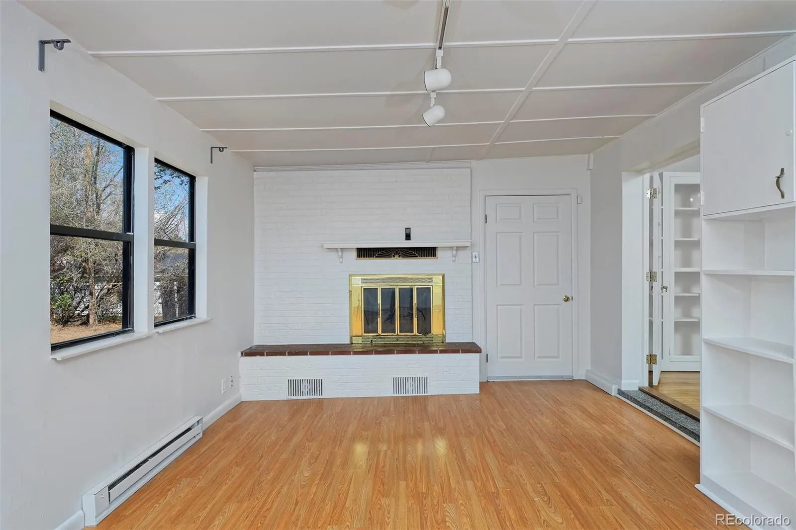 04142026010350 1600 17