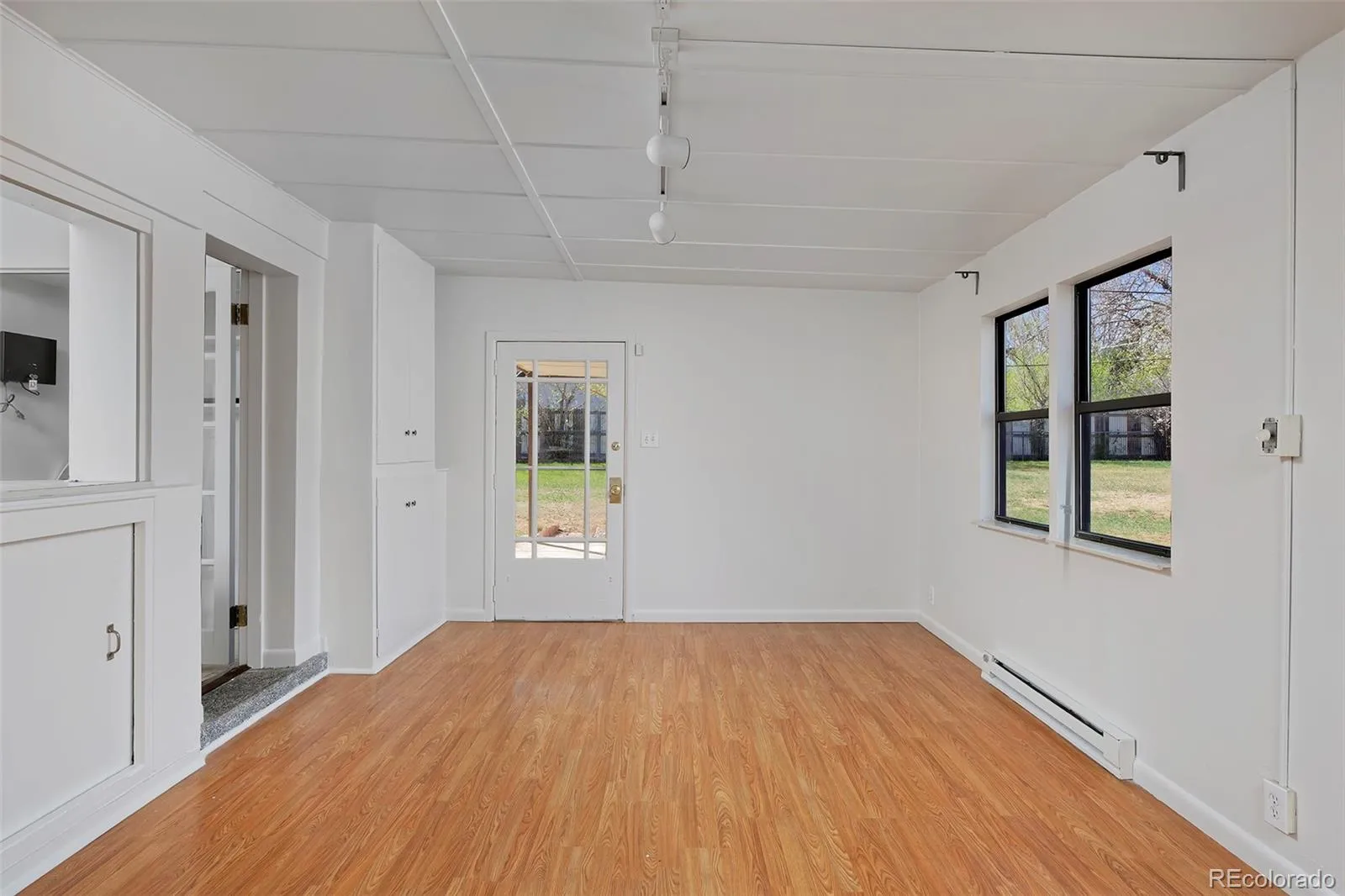 04142026010350 1600 18