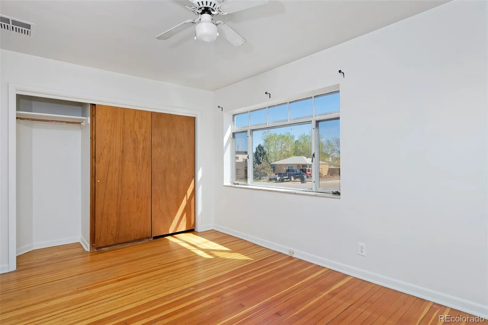 04142026010350 1600 23