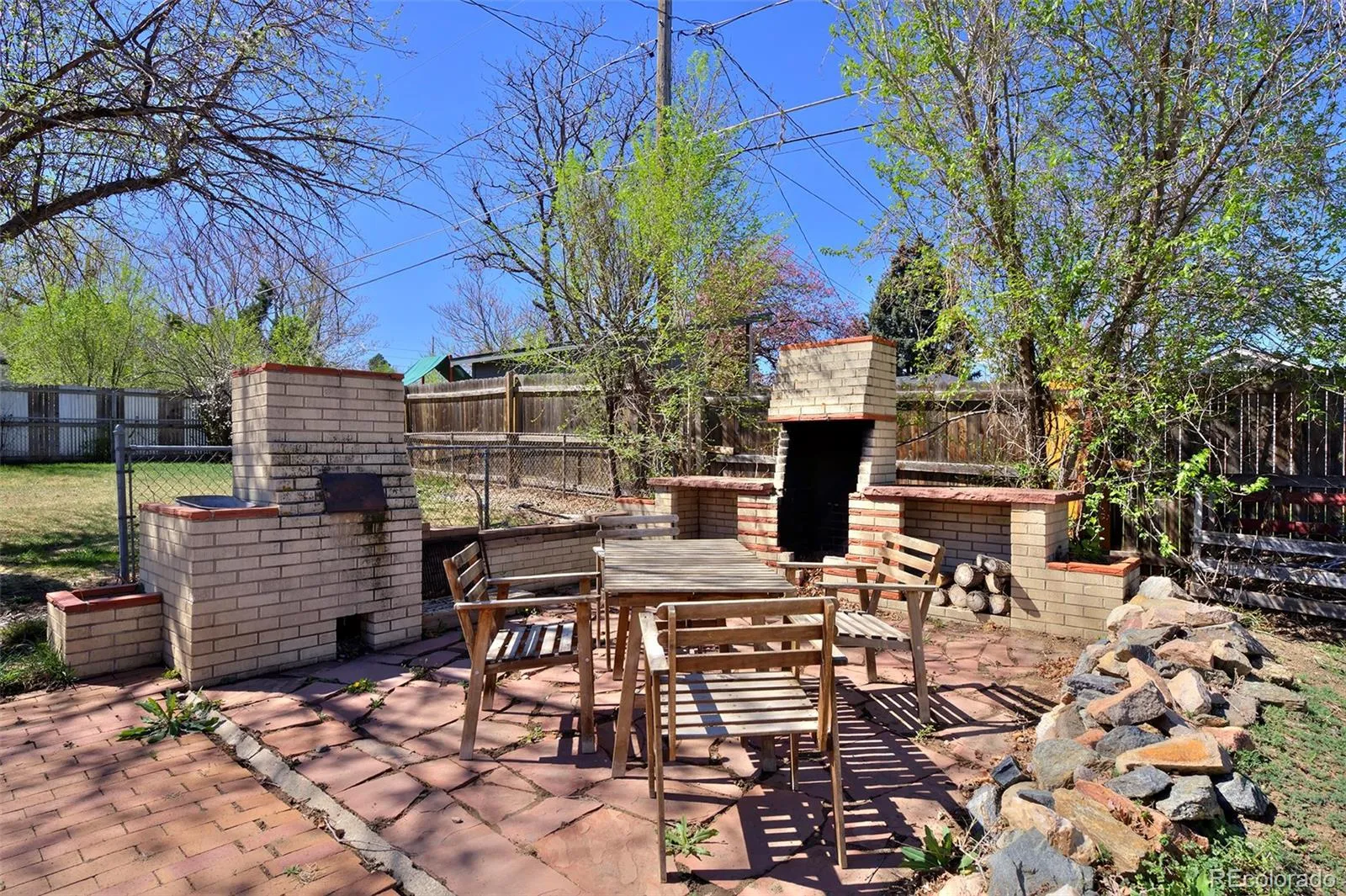 04142026010350 1600 37