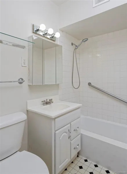 04142026010350 800 25