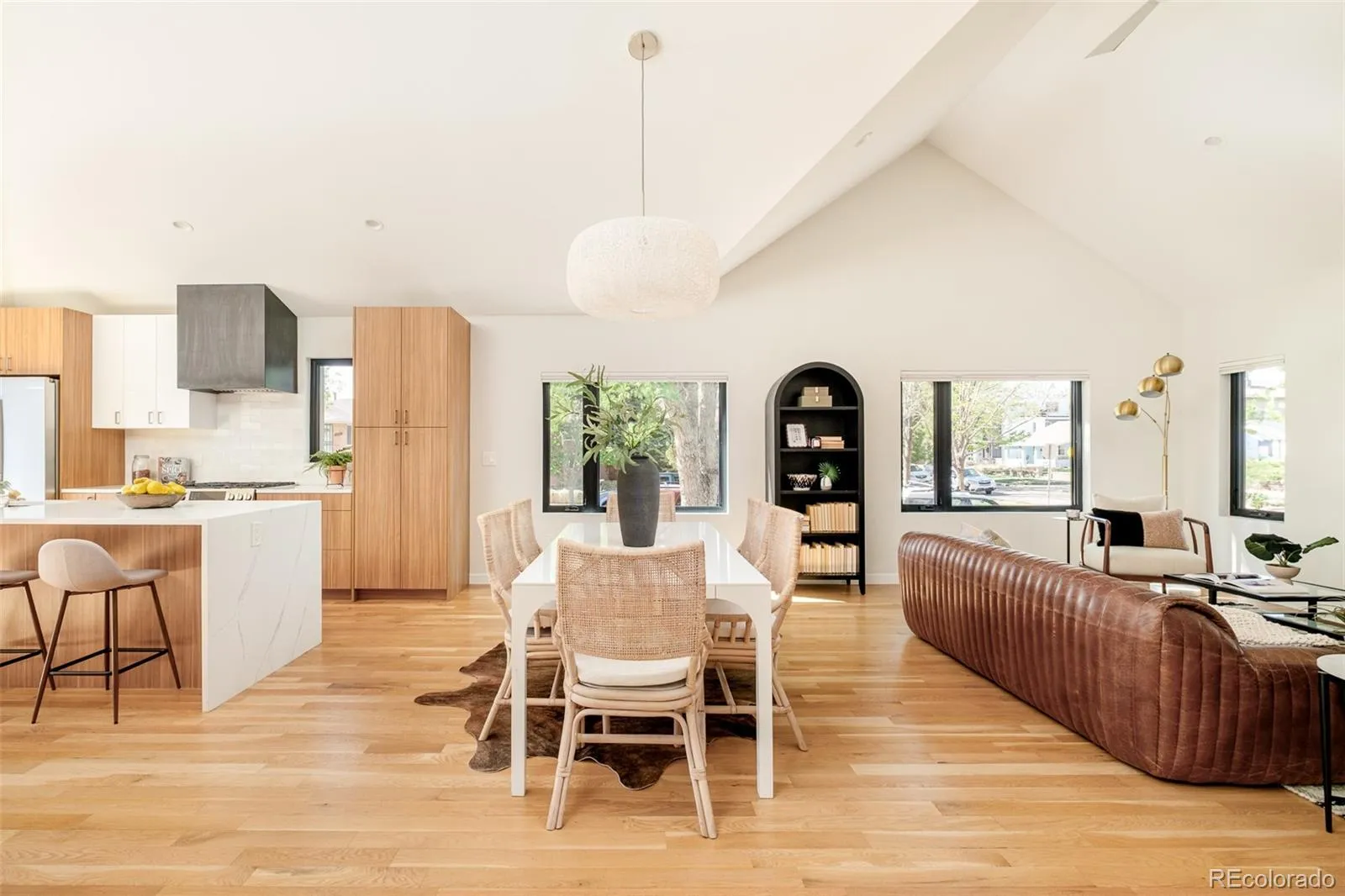 04212026183903 1600 11