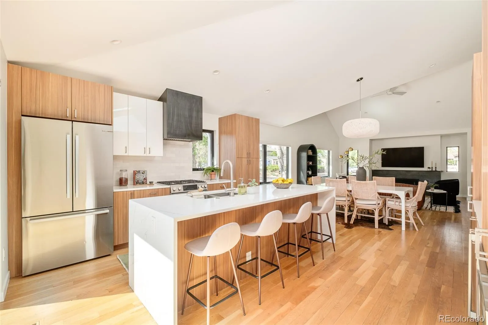 04212026183903 1600 17