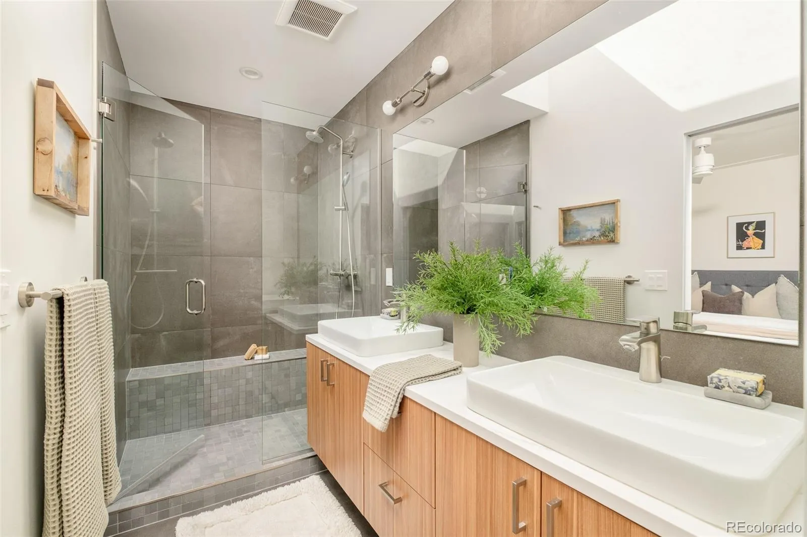 04212026183903 1600 23