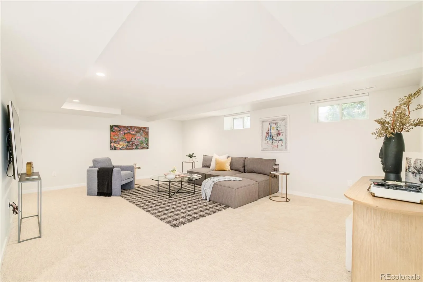 04212026183903 1600 32