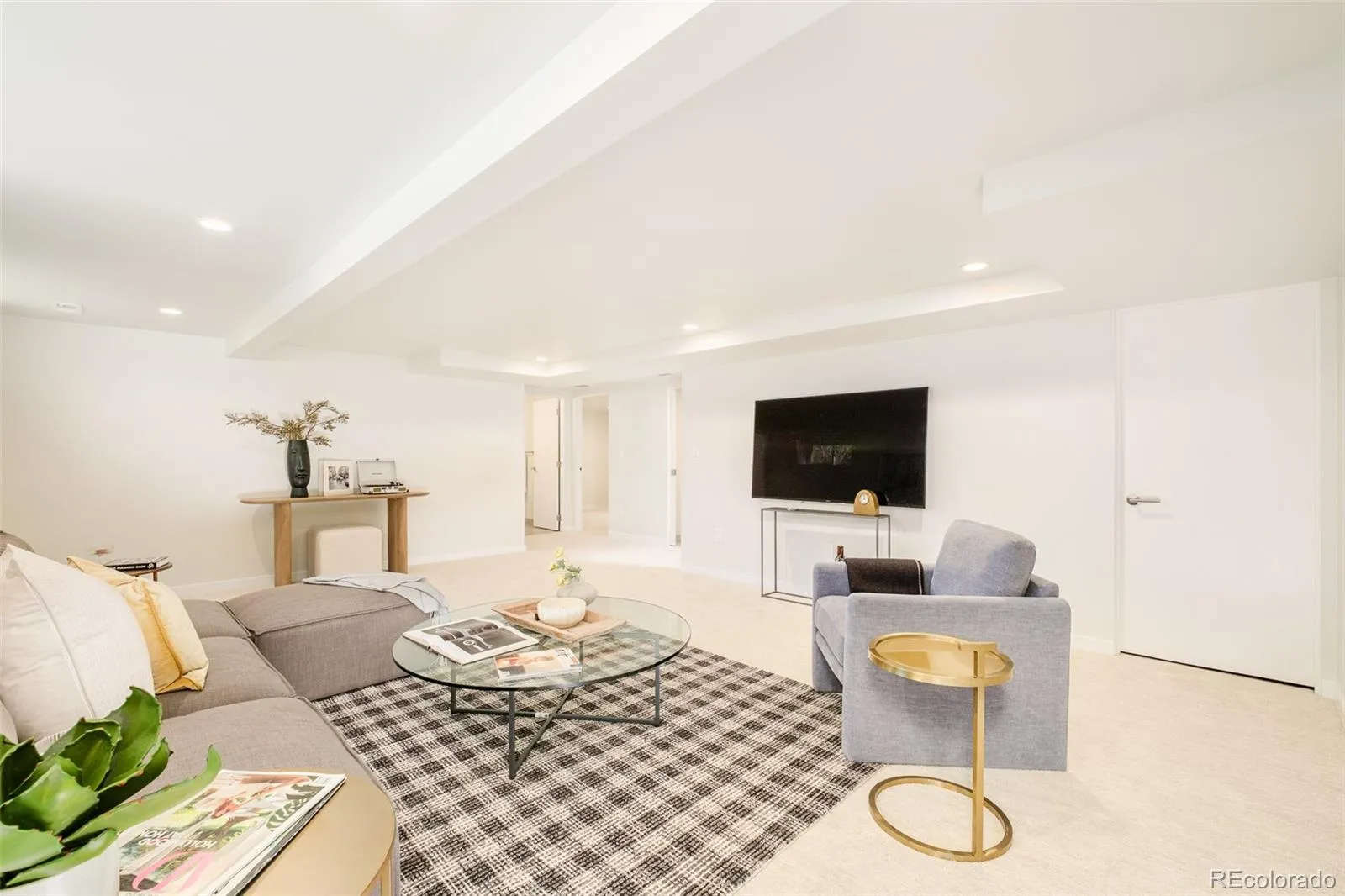 04212026183903 1600 33