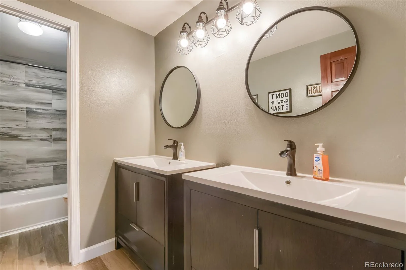 169 Clare Drive Castle Pines CO 80108 | MLS #REC7711908 08132026060615 1600 24
