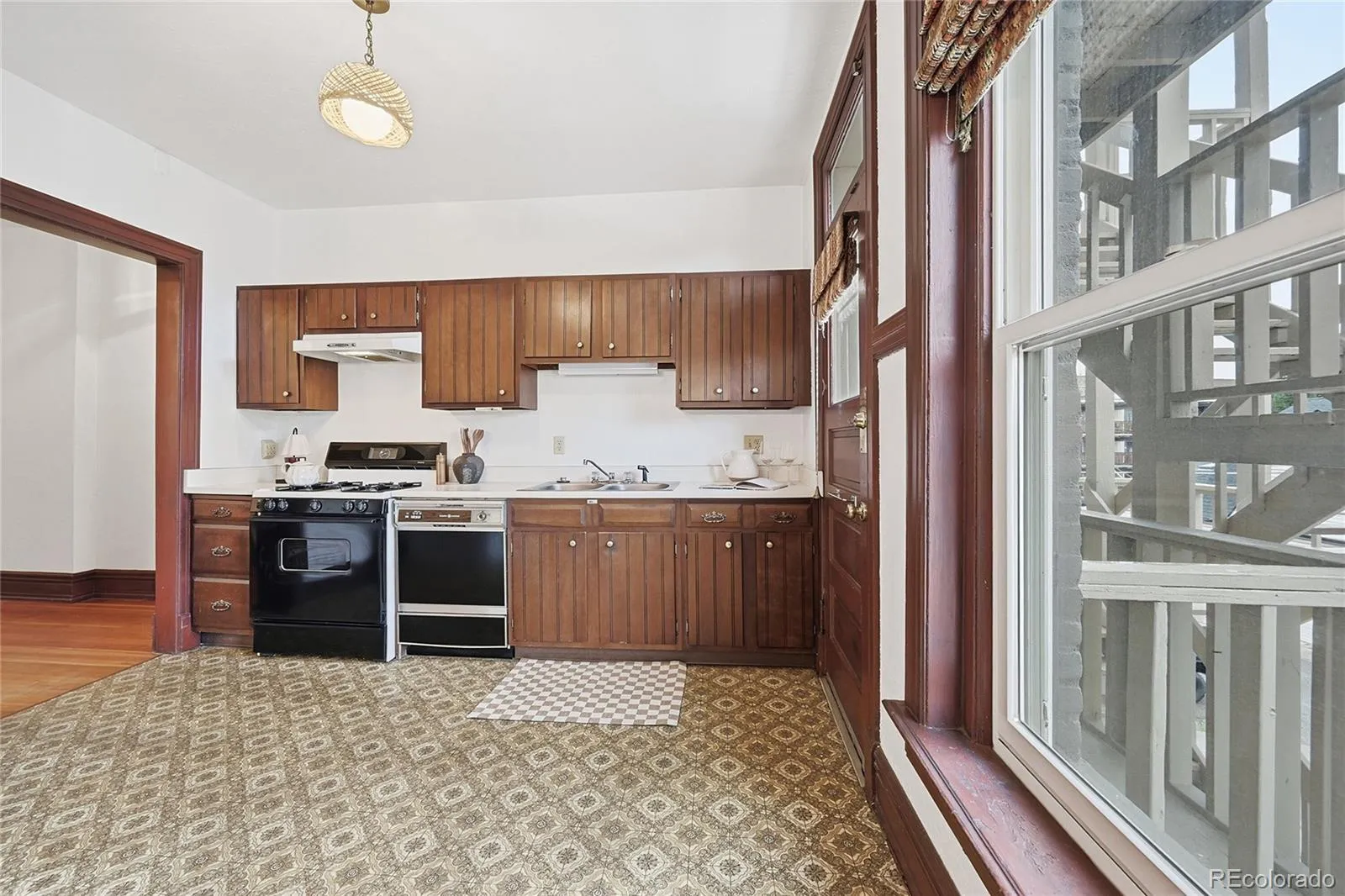 1240 N Ogden Street #4 Denver CO 80218 MLS #REC7714402 05062026231605 1600 30