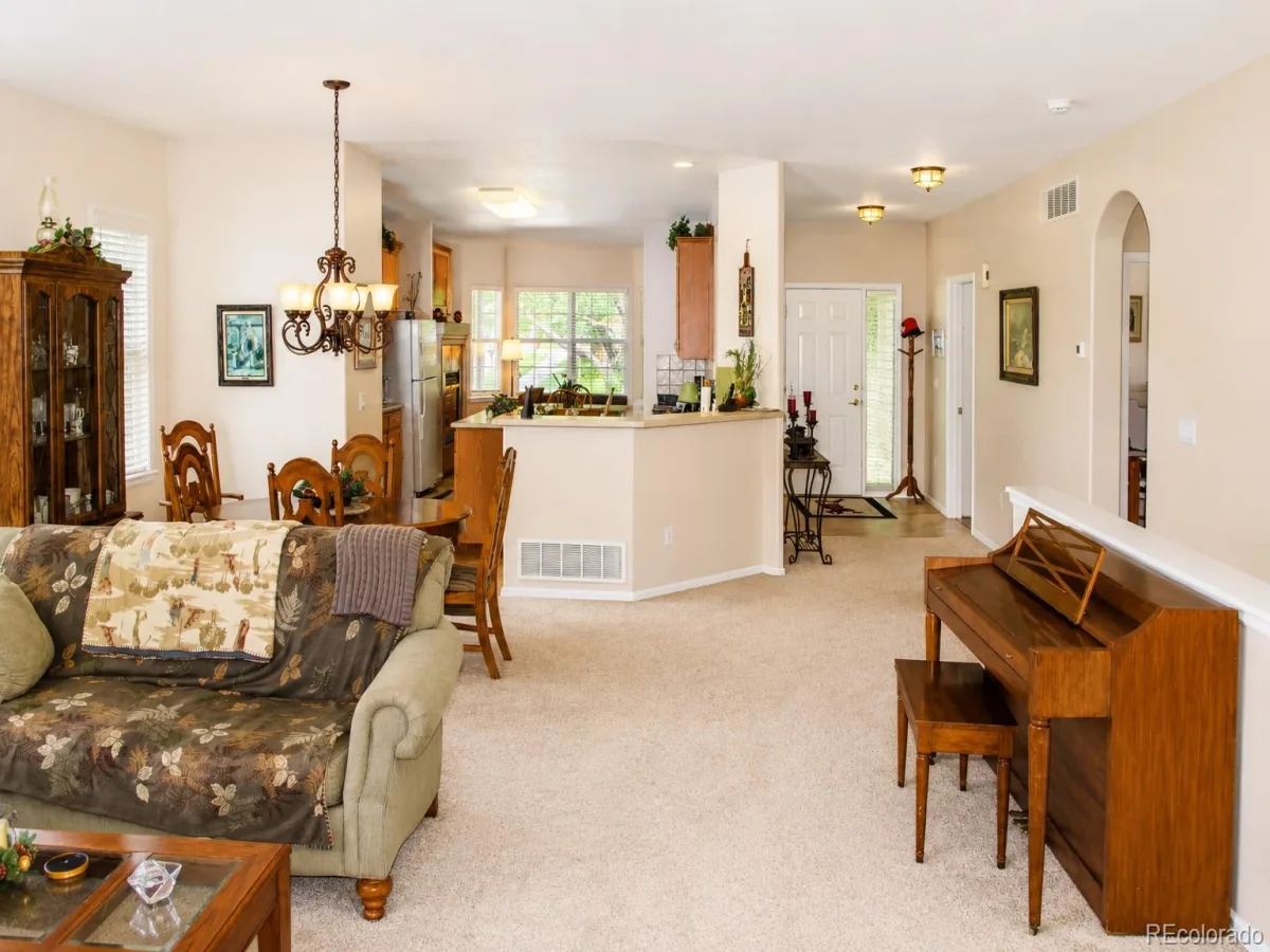8148 S Biloxi Court Aurora CO 80016 | MLS #REC7717576 08032026221703 1200 5