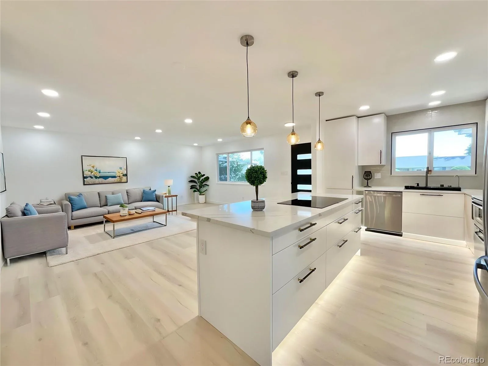 1455 S Hoyt Street Lakewood CO 80232 | MLS #REC7719355 08282026000444 1600 13