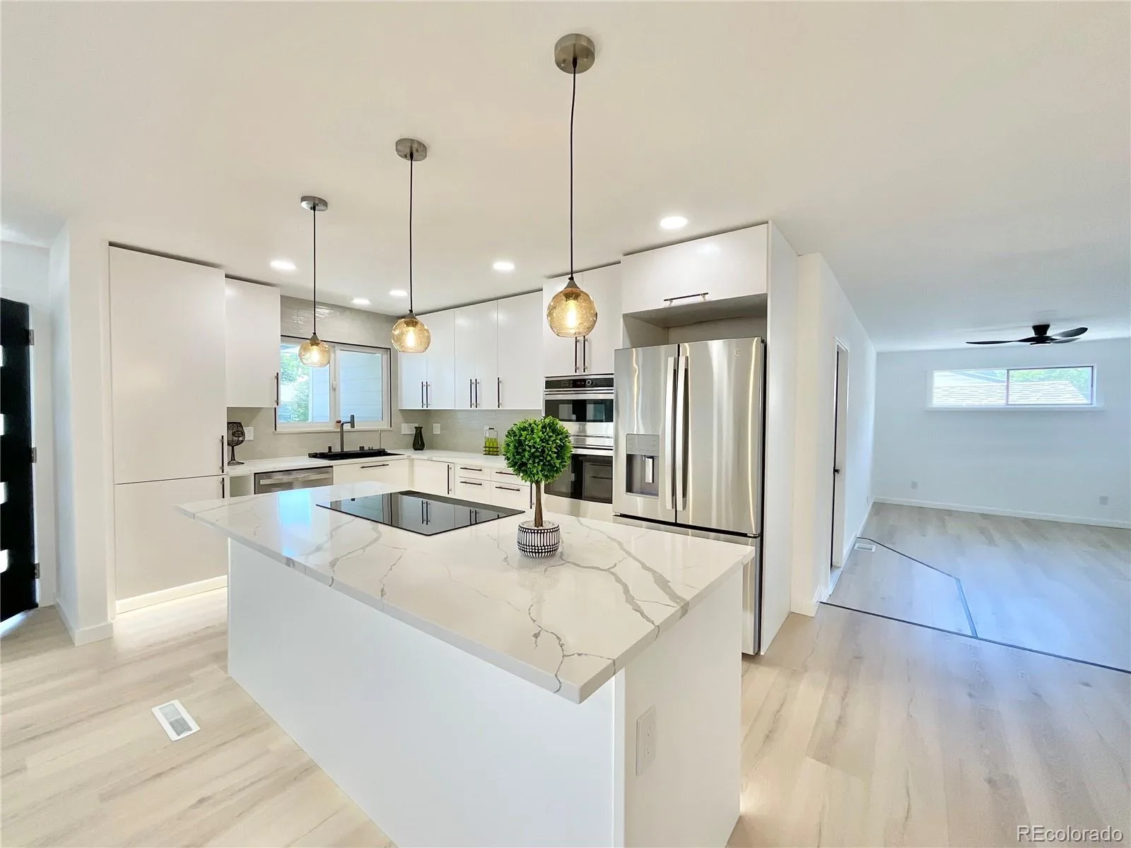 1455 S Hoyt Street Lakewood CO 80232 | MLS #REC7719355 08282026000444 1600 15